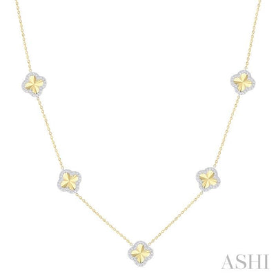 Clover Fluted Diamond Station Necklace
