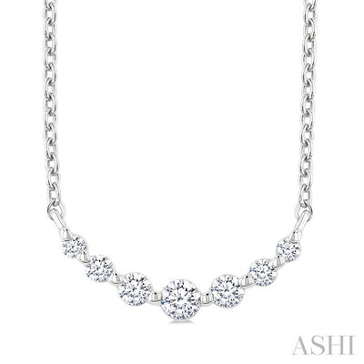 Graduated Diamond Fixed Smile Necklace