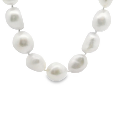 Classic Freshwater Pearl Strand
