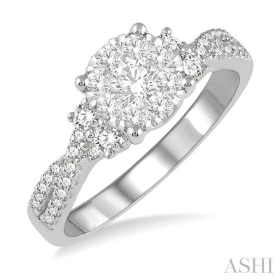 Round Shape Lovebright Diamond Engagement Ring