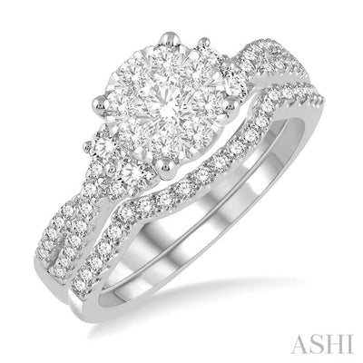 Round Shape Lovebright Diamond Wedding Set