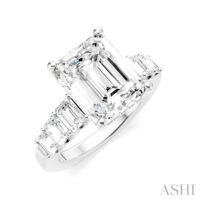 Emerald Shape Semi-Mount Diamond Engagement Ring