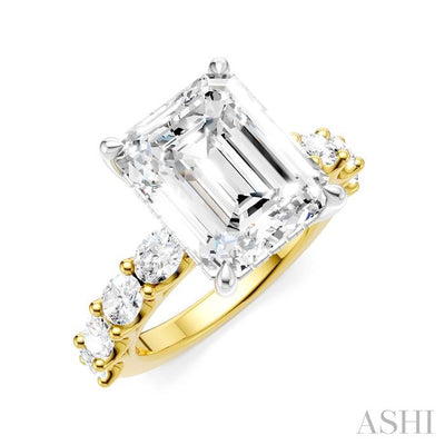 Emerald Shape Semi-Mount Diamond Engagement Ring