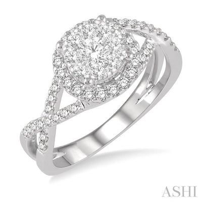 Round Shape Halo Lovebright Diamond Engagement Ring