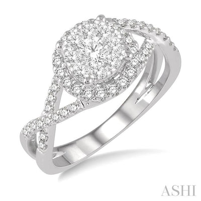 Round Shape Halo Lovebright Diamond Engagement Ring