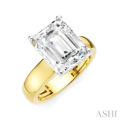 Emerald Shape Semi-Mount Diamond Engagement Ring