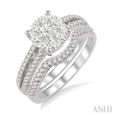 Round Shape Lovebright Diamond Wedding Set