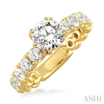 Round Shape Semi-Mount Diamond Engagement Ring