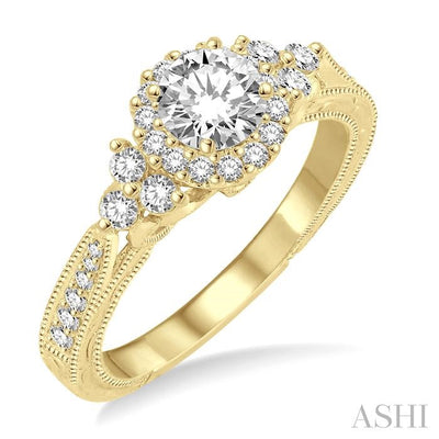 Round Shape Halo Diamond Engagement Ring