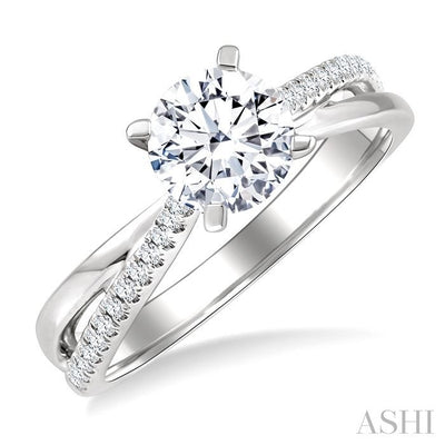 Round Shape Semi-Mount Diamond Engagement Ring