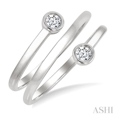 Round Shape Bezel Double Coil Diamond Fashion Ring