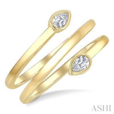Pear Shape Bezel Double Coil Diamond Fashion Ring