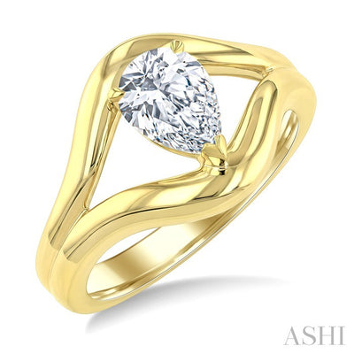 Aeris Gold Pear Shape Diamond Solitaire Ring
