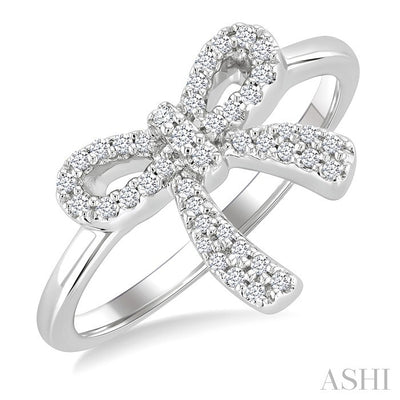 Bow Petite Diamond Fashion Ring