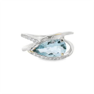 Aquamarine & Diamond Fashion Ring