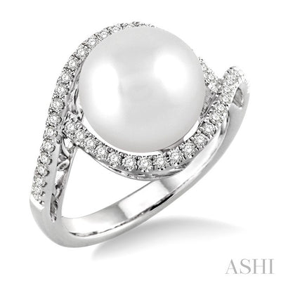 Pearl & Halo Diamond Ring