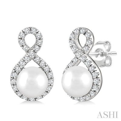 Pearl & Petite Diamond Fashion Earrings