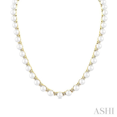 Pearl & Diamond Floral Fashion Necklace
