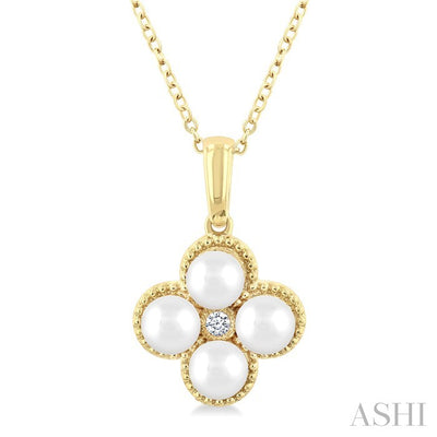 Clover Pearl & Diamond Fashion Pendant