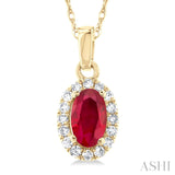 Virtual Try-On    oval shape gemstone & halo diamond pendant