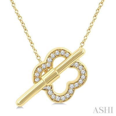 Clover Toggle Petite Diamond Fashion Necklace