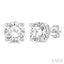 Round Shape Diamond Stud Earrings