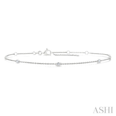 Round Shape Diamond Station Chain Bracelet