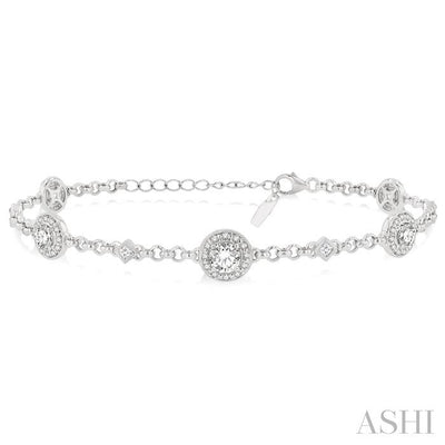 Round Shape Halo Diamond Chain Bracelet