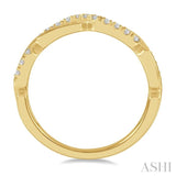 1/10 Ctw Interlocked Round Cut Diamond Stack Band in 14K Yellow Gold