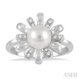 1/10 Ctw Floral 7 MM Round Cultured Pearl & Round Cut Diamond Ring in 10K White Gold