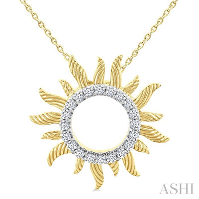 Sunburst Fluted Diamond Fashion Pendant