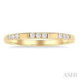 1/8 Ctw Sectioned Round Cut Diamond Fashion Band in 14K Yellow Gold