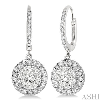 Round Shape Halo Lovebright Essential Diamond Earrings