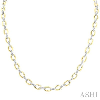 Bold Oval Shape Link Diamond Fashion Necklace