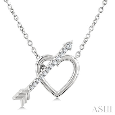 Heart Toggle Diamond Fashion Necklace