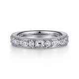 Baguette & Round Diamond Band