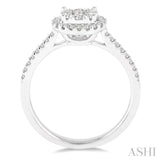 Lovebright Essential Diamond Engagement Ring