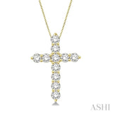 3/4 Ctw Round Cut Diamond Cross Pendant in 14K Yellow Gold with Chain