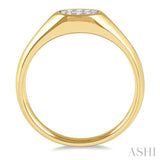 Oval Shape East-West Lovebright Essential Diamond Signet Ring