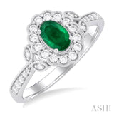 1/4 Ctw Scalloped Halo 6X4 MM Oval Cut Emerald and Round Cut Diamond Precious Ring in 14K White Gold